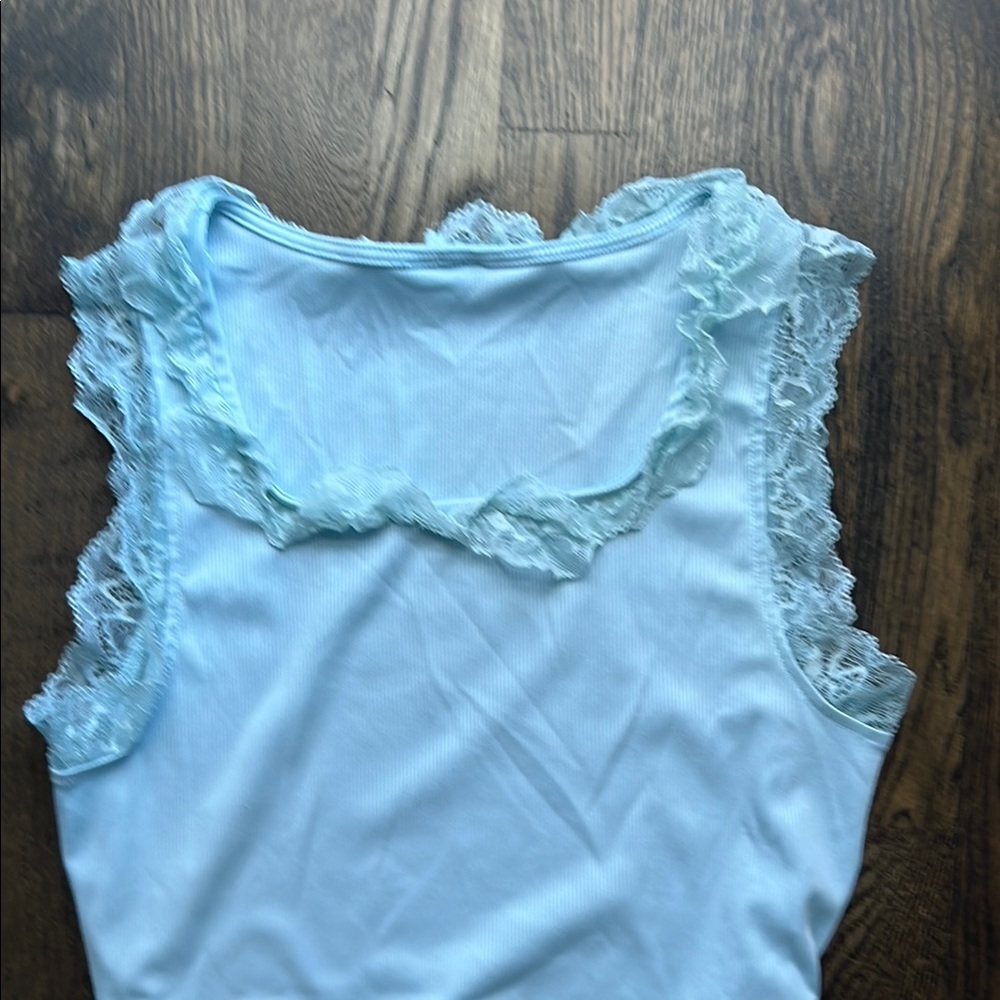 Women’s Light Blue Lace Trim Tank Top with scoop neck, cinched ties at waistline - Picture 5 of 7